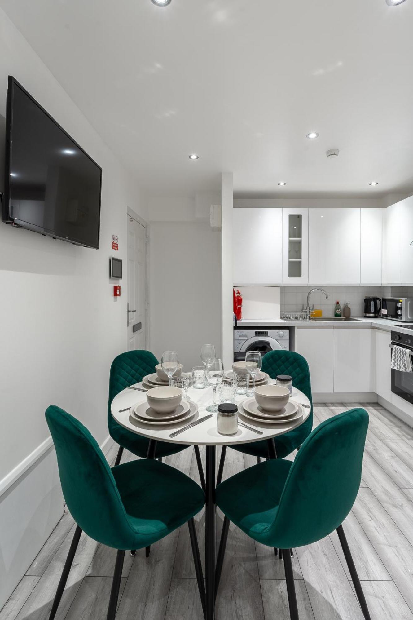 Beautiful Flat Near Central London - Entire Flat - Equipped Kitchen - Private Bathroom Esterno foto