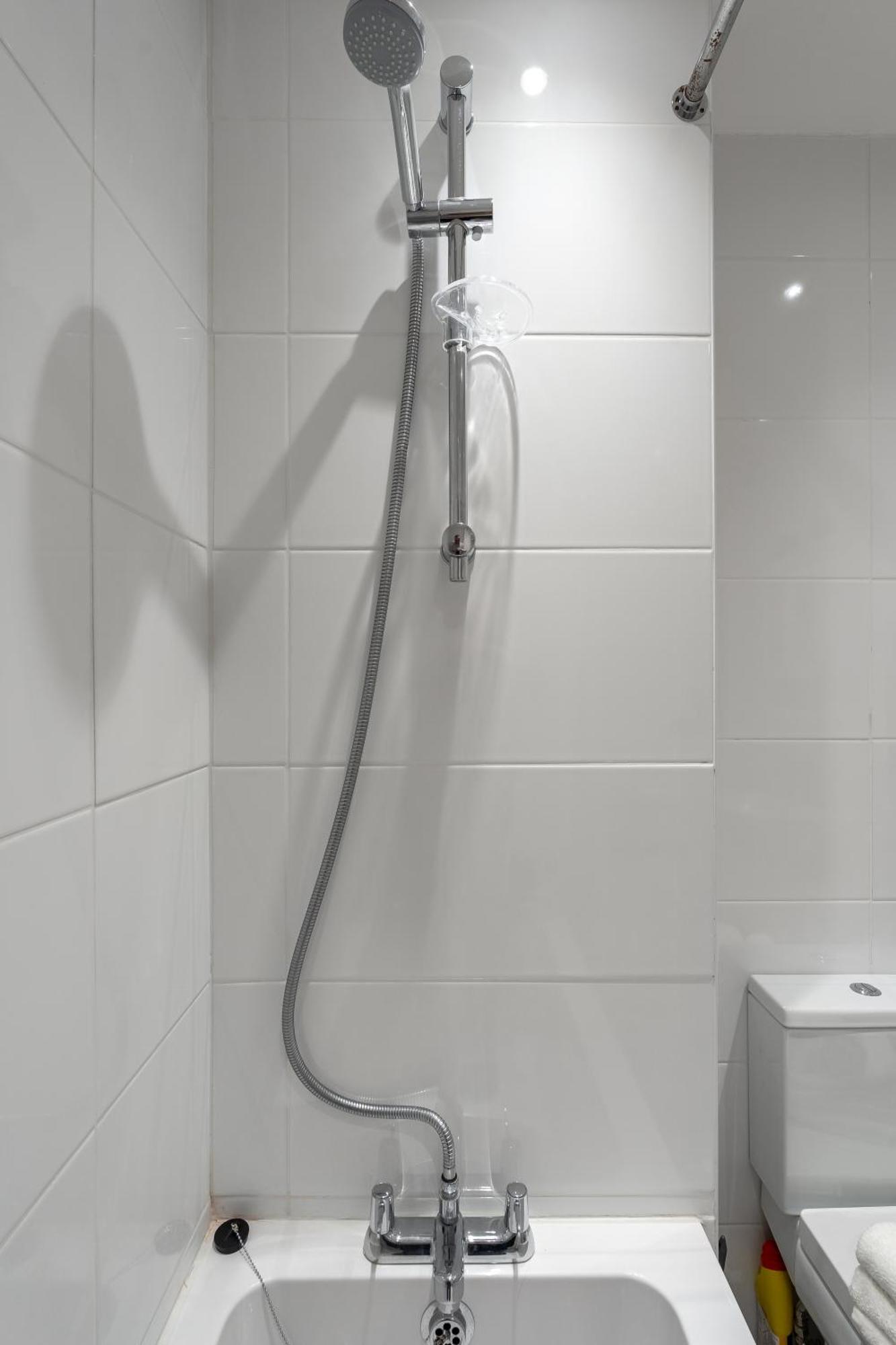 Beautiful Flat Near Central London - Entire Flat - Equipped Kitchen - Private Bathroom Esterno foto