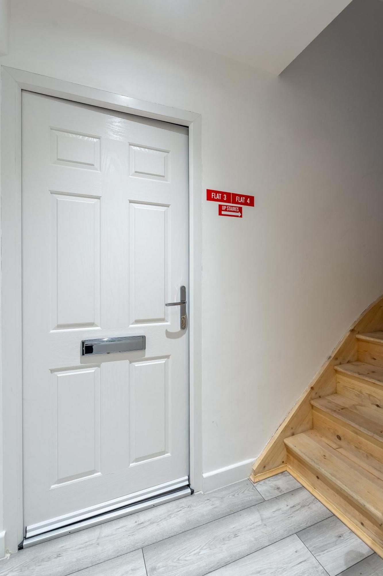 Beautiful Flat Near Central London - Entire Flat - Equipped Kitchen - Private Bathroom Esterno foto