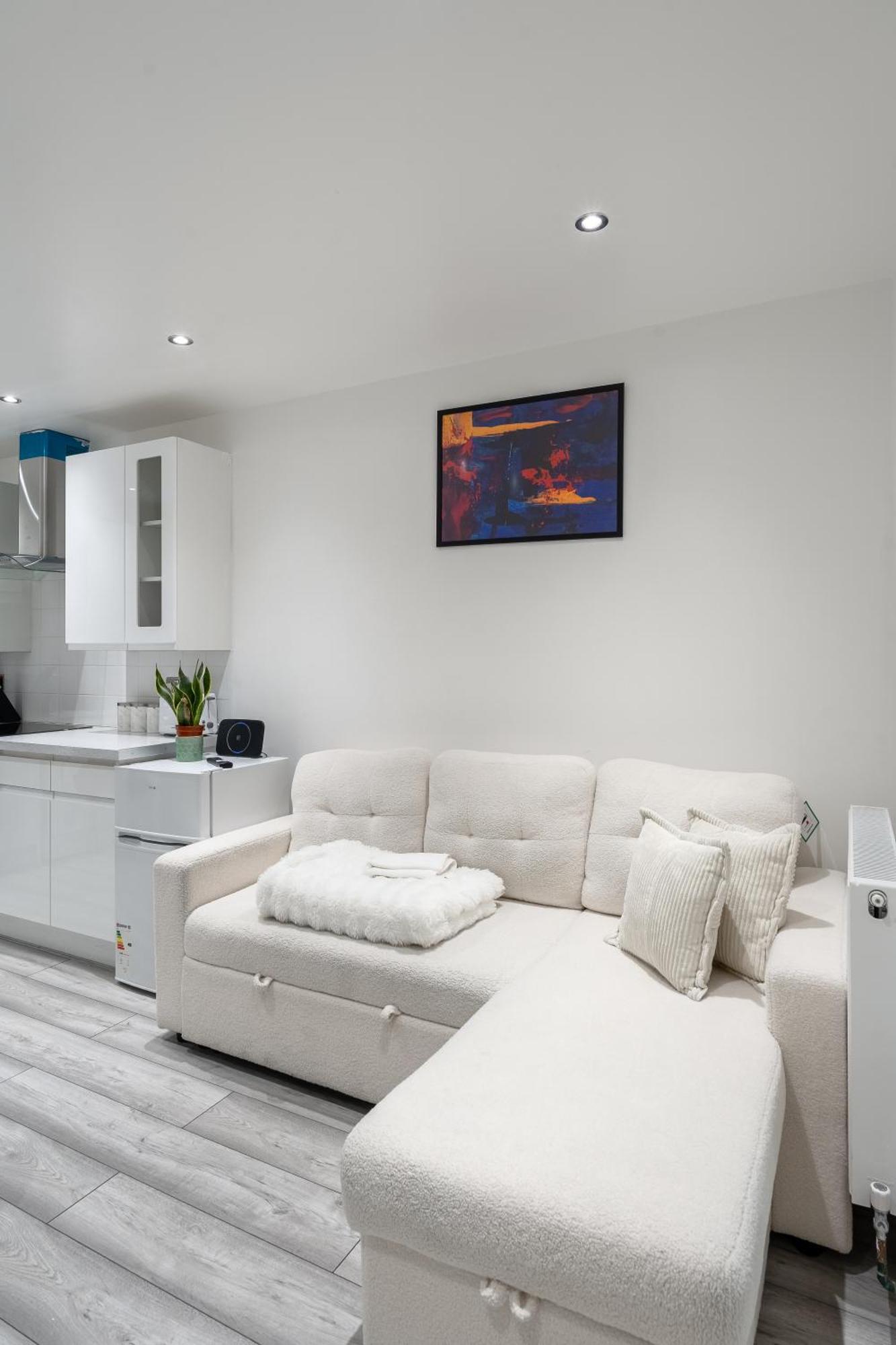 Beautiful Flat Near Central London - Entire Flat - Equipped Kitchen - Private Bathroom Esterno foto