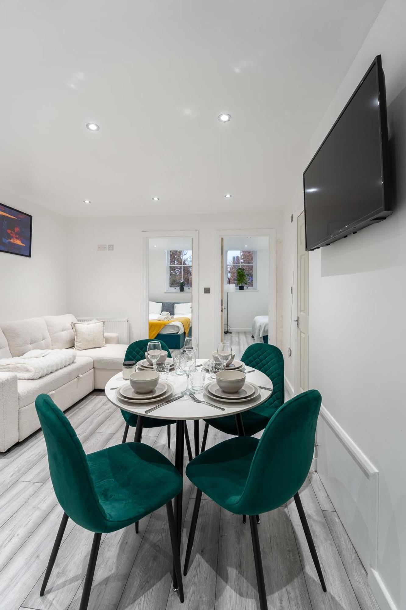 Beautiful Flat Near Central London - Entire Flat - Equipped Kitchen - Private Bathroom Esterno foto