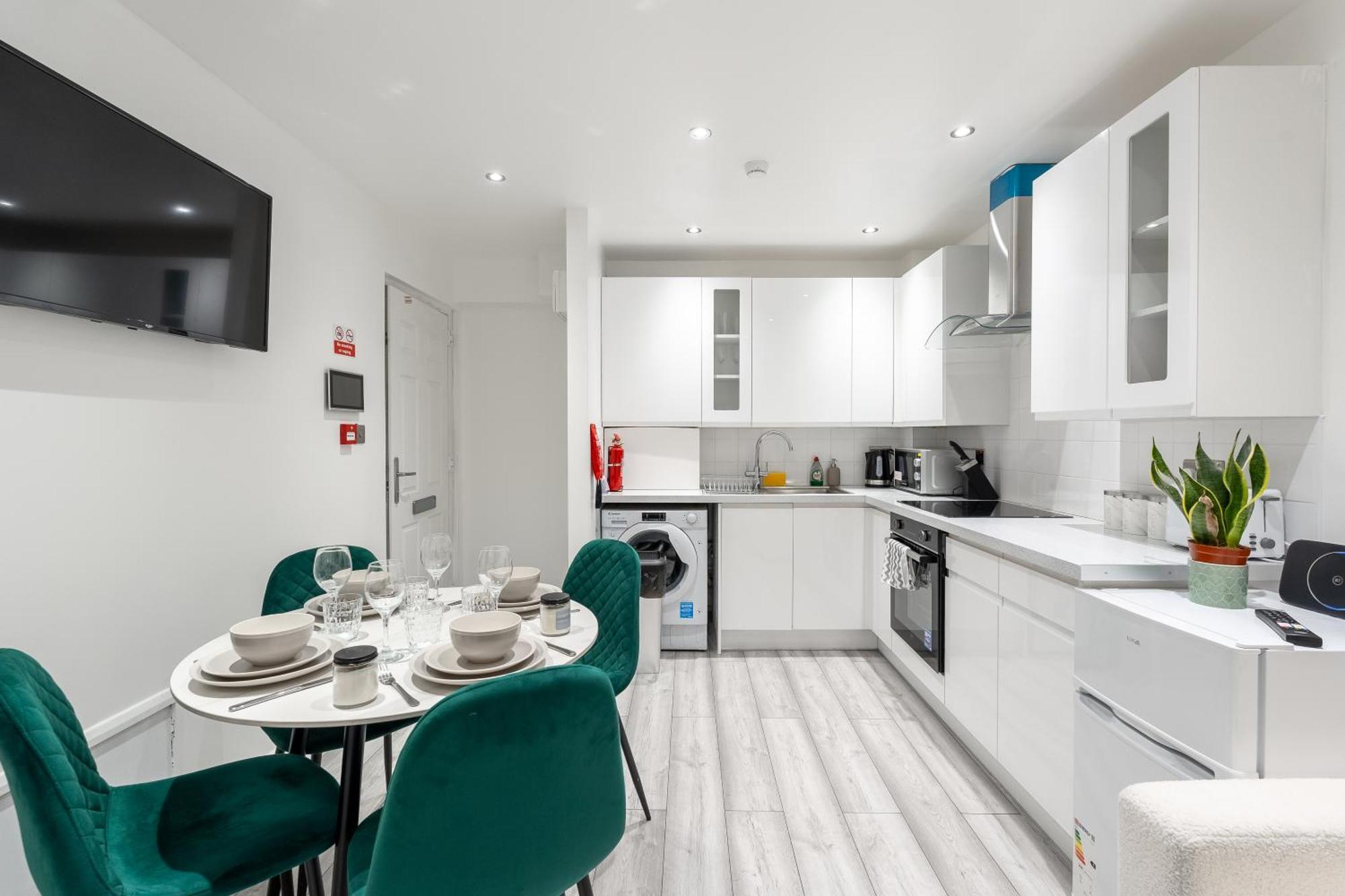 Beautiful Flat Near Central London - Entire Flat - Equipped Kitchen - Private Bathroom Esterno foto